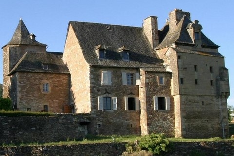 chateau de tholet