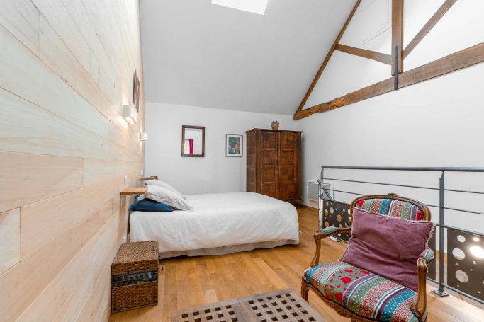 Le pigeonnier, chambre d'hôtes pour un couple, l'espace couchage